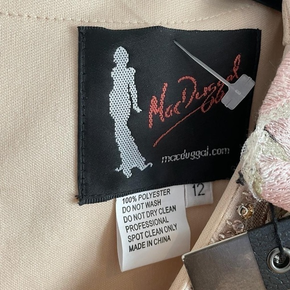 Nwt Mac Duggal Floral Embroidered Lace Trumpet Gown in Blush - Picture 13 of 16